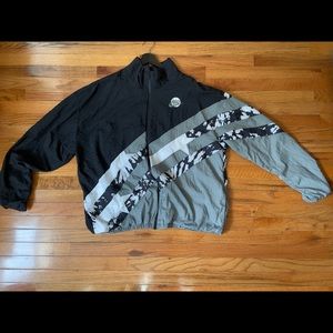 NIKE BASKETBALL WINDBREAKER VINTAGE XXL